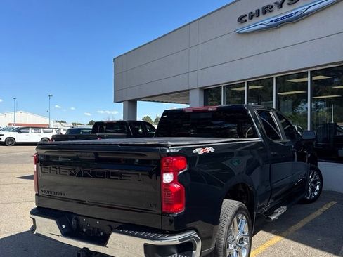 Used 2025 Chevrolet Silverado 1500 LT w/ Leather Package AWD/4WD image 4