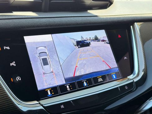 Certified 2022 Cadillac XT6 Sport w/ Platinum Package AWD/4WD image 25