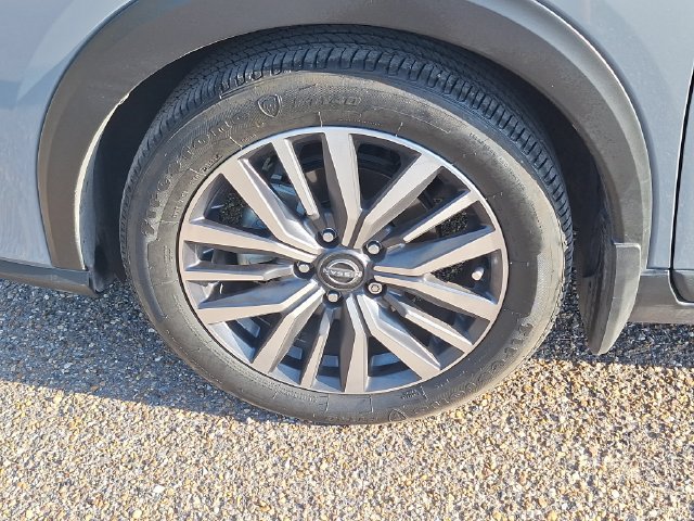 Used 2024 Nissan Kicks SV FWD image 15