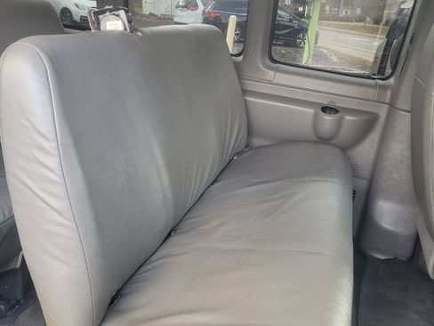 Used 2015 Chevrolet Express 3500 LT w/ LT Preferred Equipment Group image 27