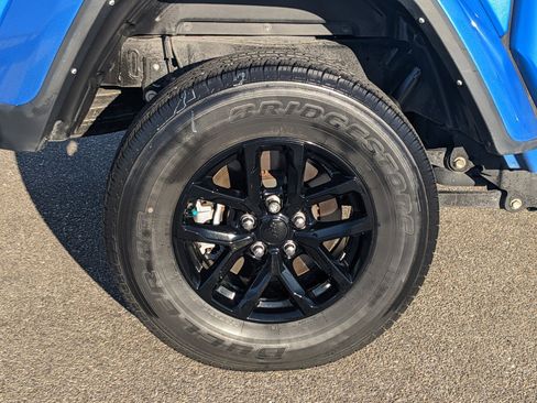 Used 2021 Jeep Gladiator Sport image 8