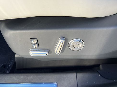 New 2026 Lincoln Nautilus Reserve image 26