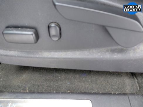 Used 2018 GMC Canyon Denali image 26