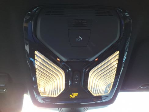 Used 2021 BMW 530i image 18