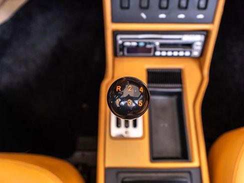 Used 1992 Ferrari Mondial T Cabriolet image 17