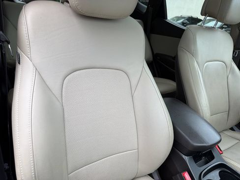 Used 2017 Hyundai Santa Fe Sport w/ 2.4L Tech Package 04 FWD image 36