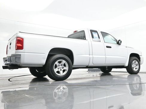 Used 2006 Dodge Dakota SLT image 43