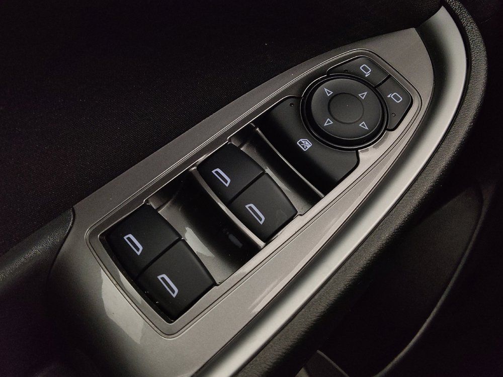 Used 2025 Chevrolet Malibu LS FWD image 27