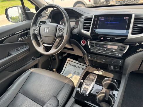 Used 2016 Honda Pilot Elite image 22