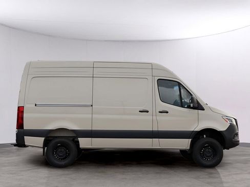 New 2026 Mercedes-Benz Sprinter 2500 image 4