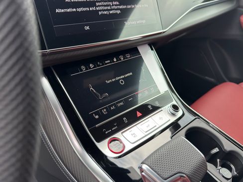 New 2026 Audi SQ8 Prestige image 14