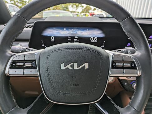 Certified 2025 Kia Telluride SX X-Line AWD/4WD image 24
