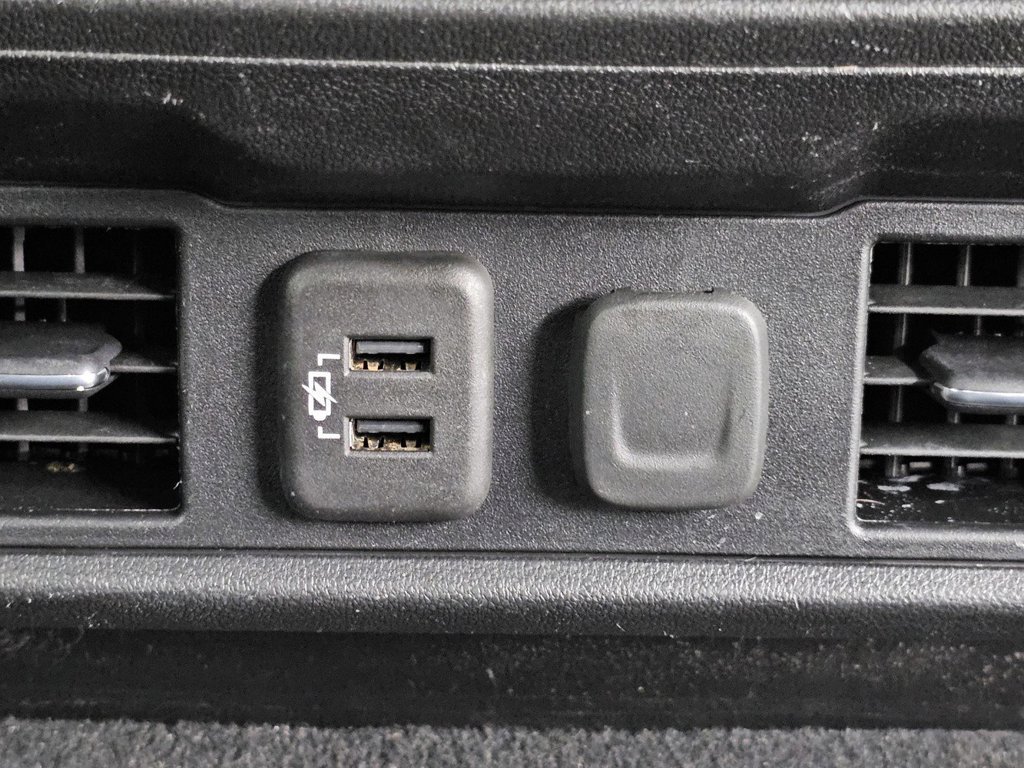 Used 2019 Chevrolet Silverado 2500 W/T AWD/4WD image 29