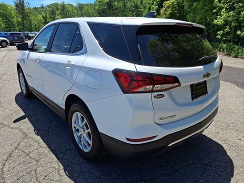 Used 2023 Chevrolet Equinox LT AWD/4WD image 6