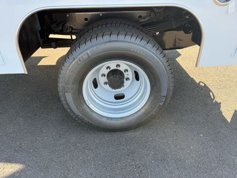 New 2026 Ford F350 XL w/ XL Chrome Package AWD/4WD image 28