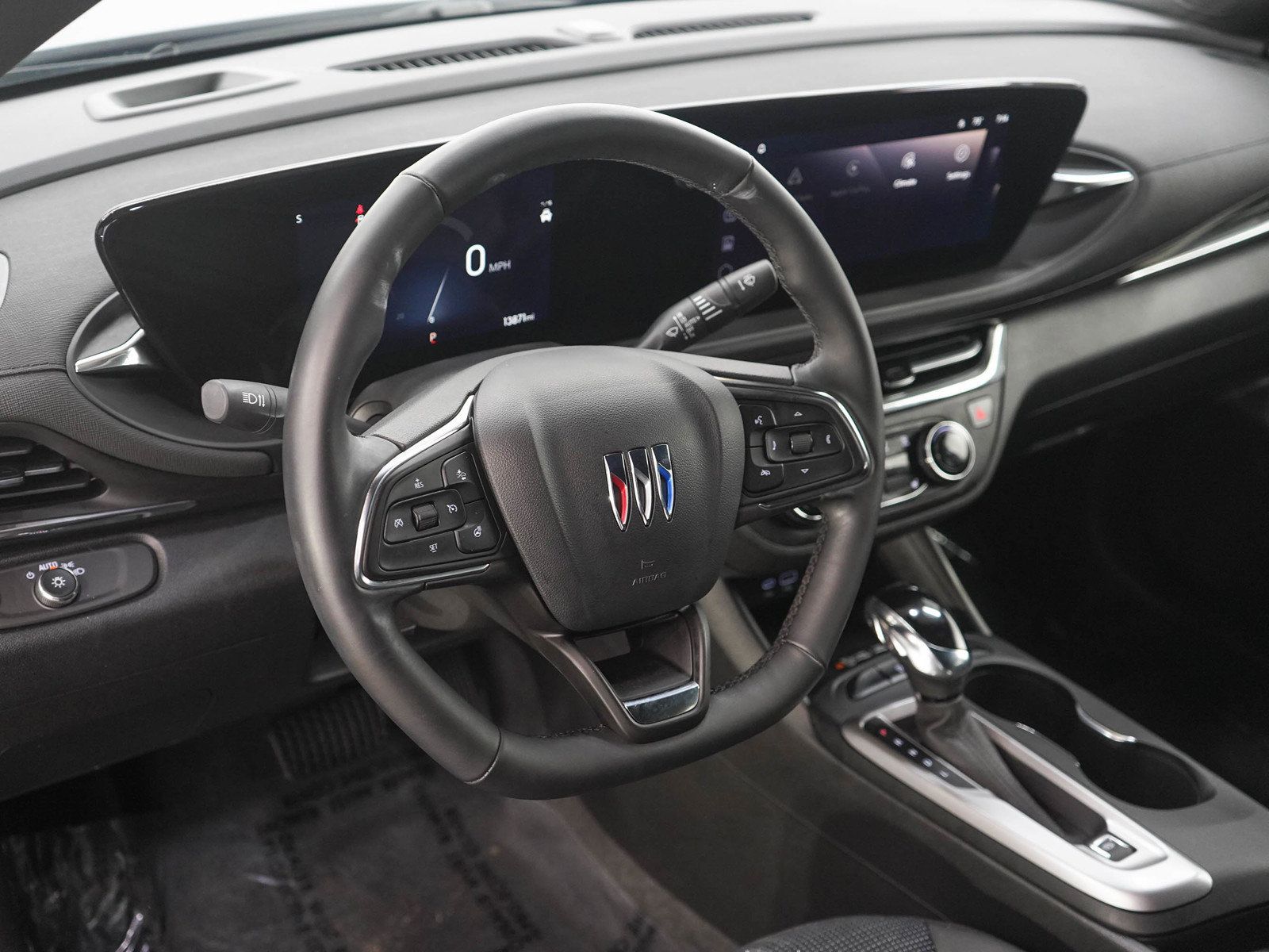Used 2025 Buick Envista Preferred w/ Convenience I Package FWD image 21