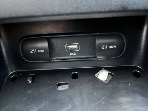 Used 2022 Kia Forte LXS FWD image 6