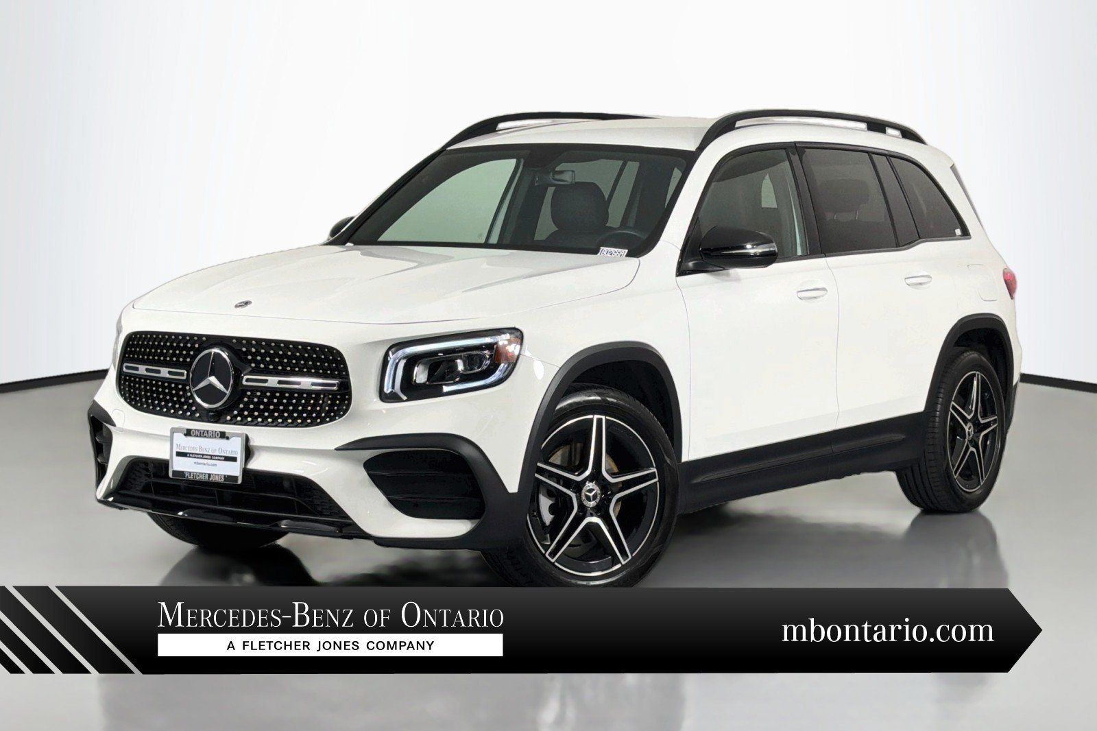 Used 2023 Mercedes-Benz GLB 250 image 1