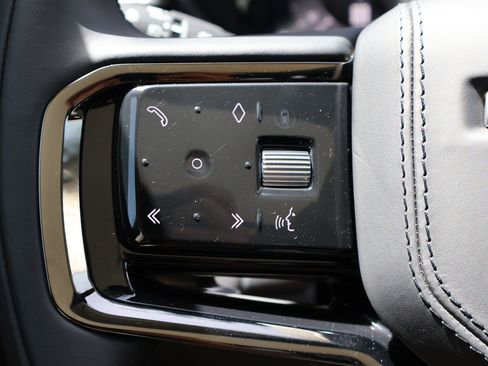 Used 2024 Land Rover Range Rover Velar S AWD/4WD image 17