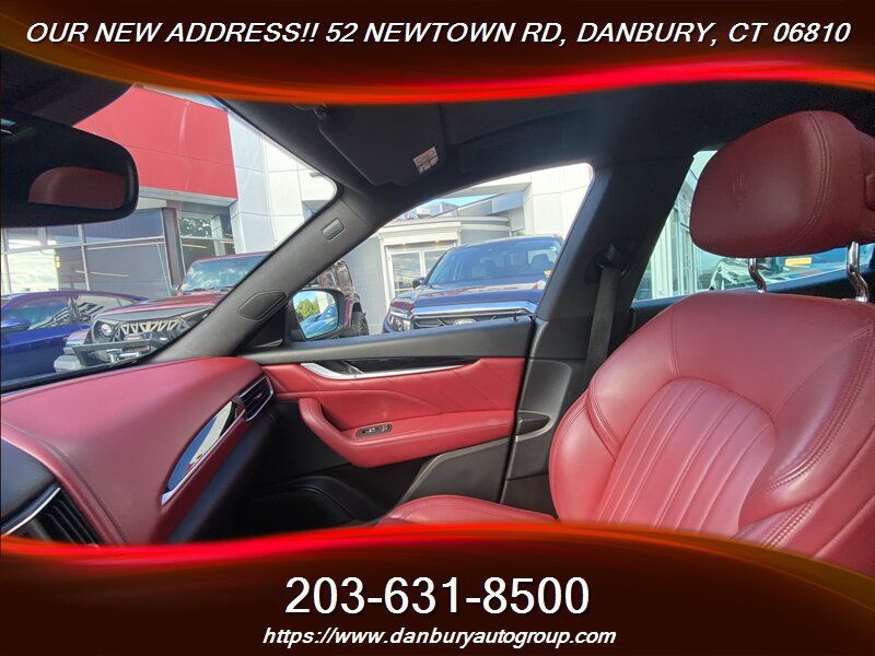 Used 2021 Maserati Levante AWD/4WD image 20