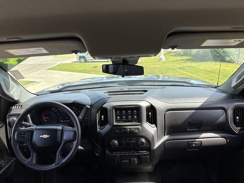 Certified 2024 Chevrolet Silverado 1500 Custom AWD/4WD image 21