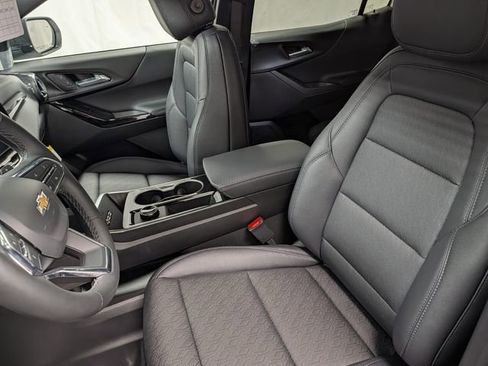 New 2026 Chevrolet Equinox LT w/ Convenience Package II image 10