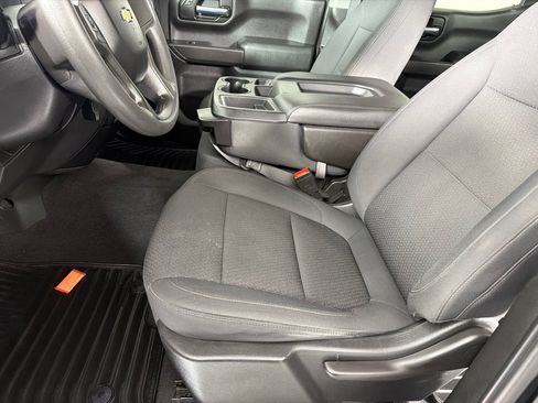 Used 2020 Chevrolet Silverado 1500 Custom w/ Custom Value Package AWD/4WD image 12