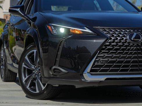 New 2026 Lexus UX 300h FWD image 5