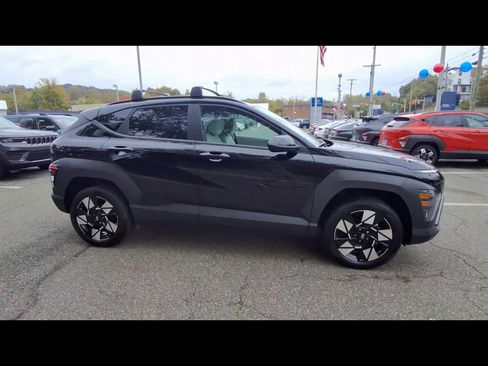 Used 2024 Hyundai Kona SEL w/ Convenience Package image 9