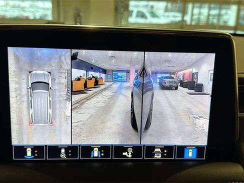 Used 2021 GMC Yukon AT4 w/ AT4 Premium Plus Package image 43