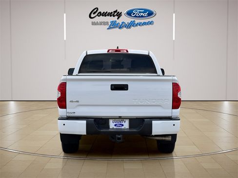 Used 2021 Toyota Tundra SR5 w/ Convenience Package image 11