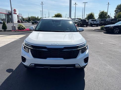 Used 2024 Kia Seltos S AWD/4WD image 8