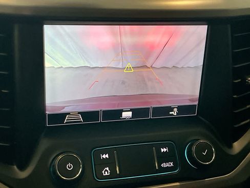 Used 2020 GMC Acadia AT4 w/ Driver Alert Package II AWD/4WD image 17
