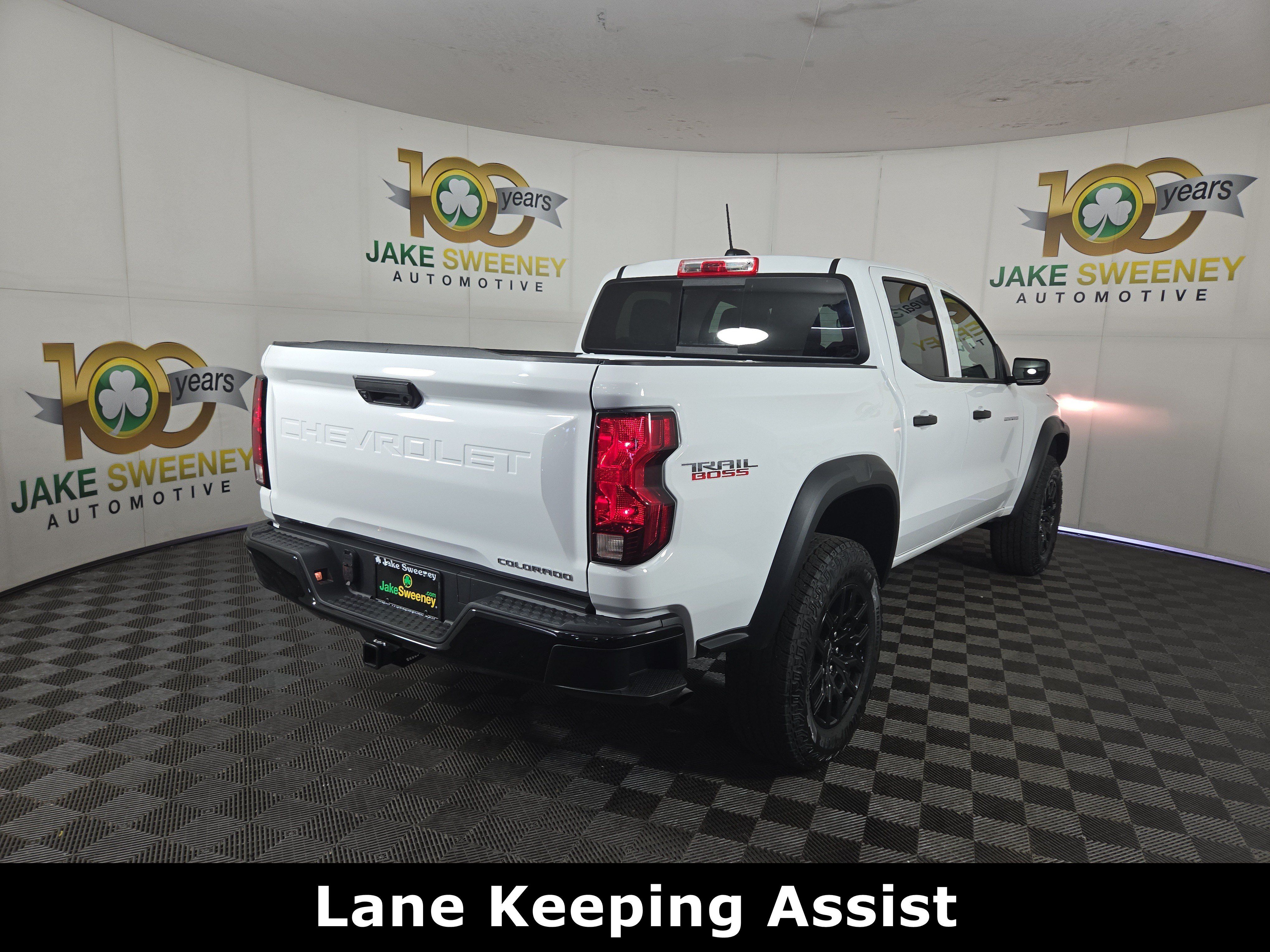 Certified 2024 Chevrolet Colorado Trail Boss w/ Advanced Trailering Package AWD/4WD image 9