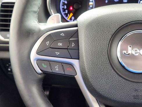 Used 2017 Jeep Grand Cherokee Altitude image 18