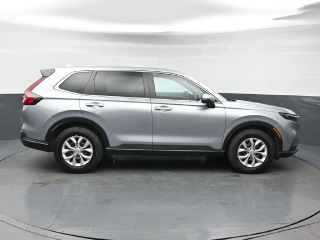 Used 2025 Honda CR-V LX image 6