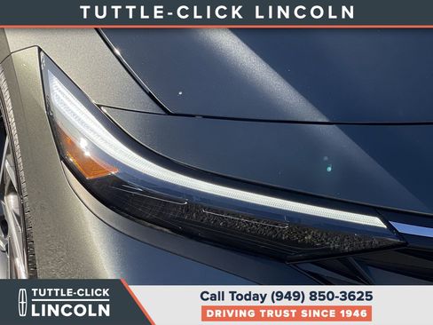 Used 2025 Hyundai Elantra SEL FWD image 7