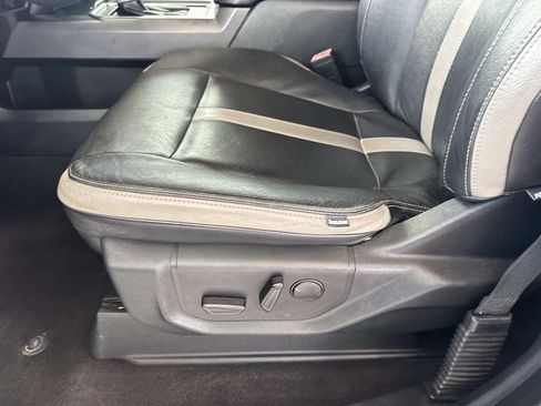 Used 2019 Ford F150 XLT w/ Equipment Group 302A Luxury AWD/4WD image 18
