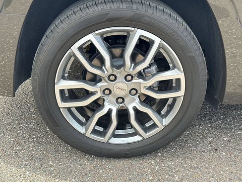 Used 2023 GMC Terrain Denali AWD/4WD image 24