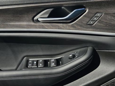 New 2025 Jeep Grand Cherokee Limited image 24