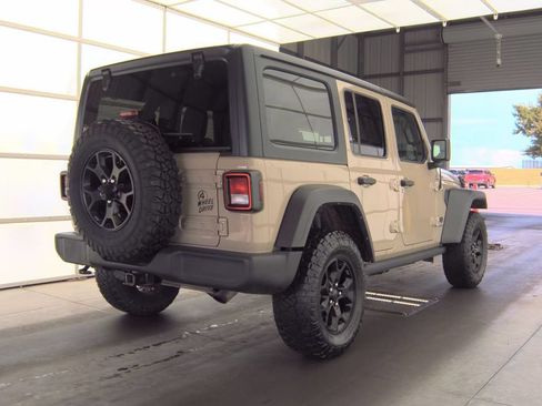Used 2022 Jeep Wrangler Unlimited Sport AWD/4WD image 2
