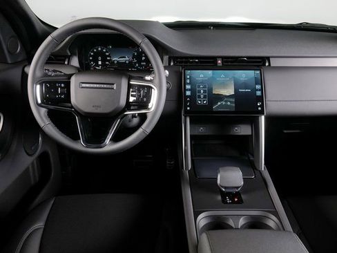 New 2026 Land Rover Discovery Sport Landmark AWD/4WD image 12