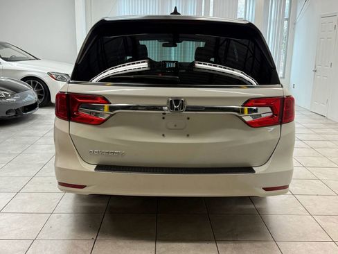 Used 2018 Honda Odyssey EX image 8
