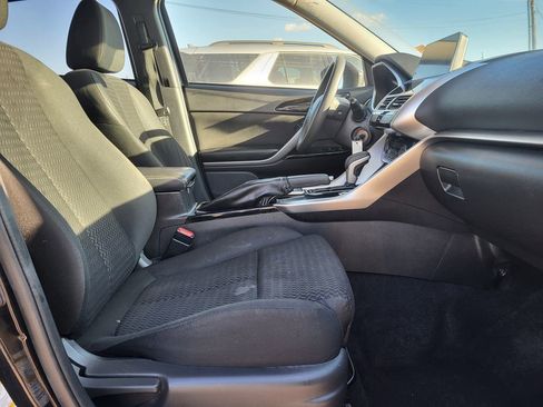 Used 2019 Mitsubishi Eclipse Cross LE image 15