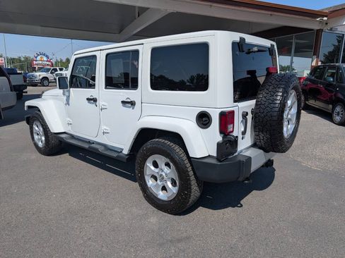 Used 2014 Jeep Wrangler Unlimited Sahara AWD/4WD image 5