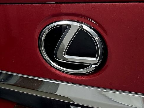 Used 2025 Lexus ES 300h w/ Premium Package image 34