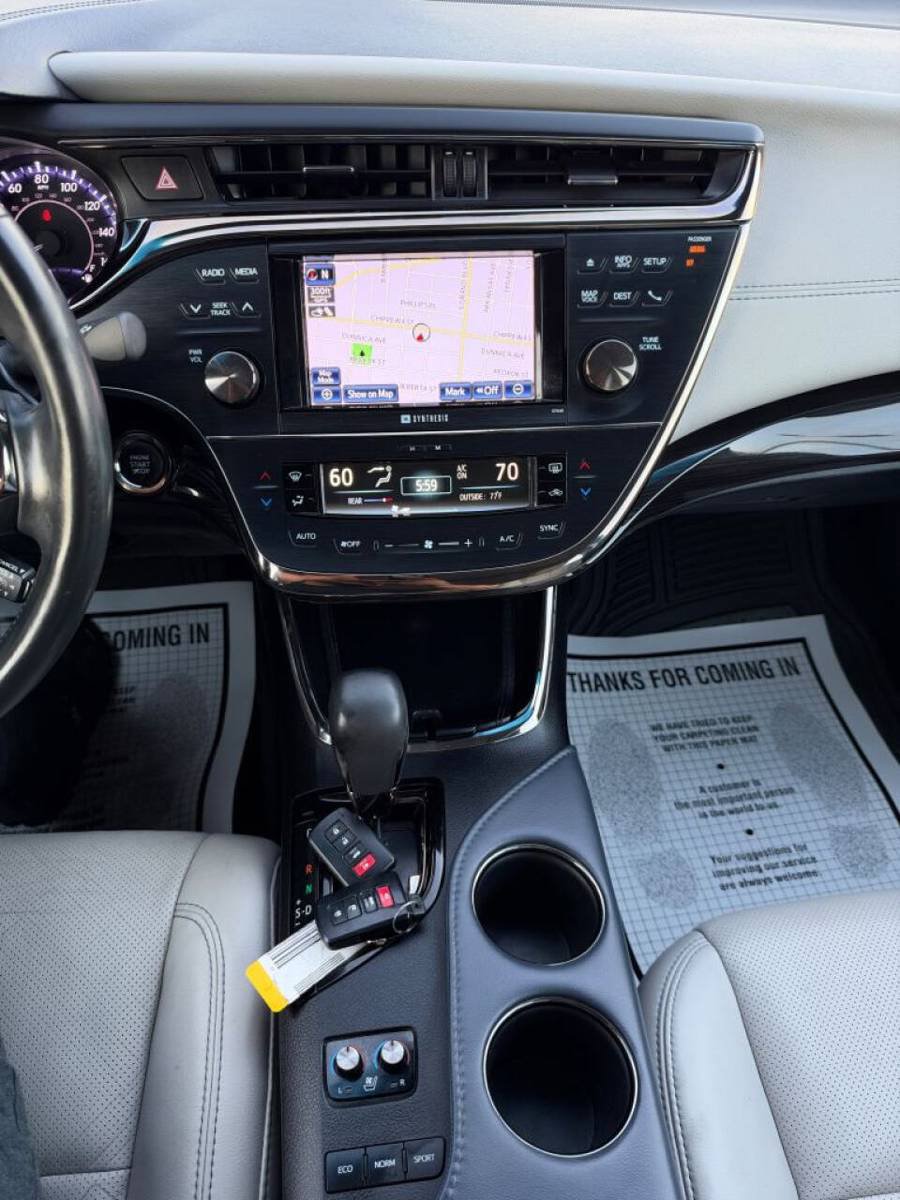 Used 2014 Toyota Avalon Limited FWD image 19