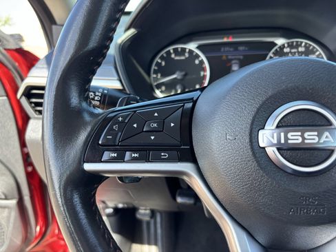 Used 2024 Nissan Altima 2.5 SR FWD image 29