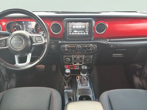 Used 2020 Jeep Gladiator Rubicon AWD/4WD image 3