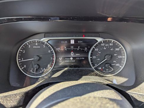 Used 2022 Nissan Pathfinder SL w/ SL Premium Package AWD/4WD image 4